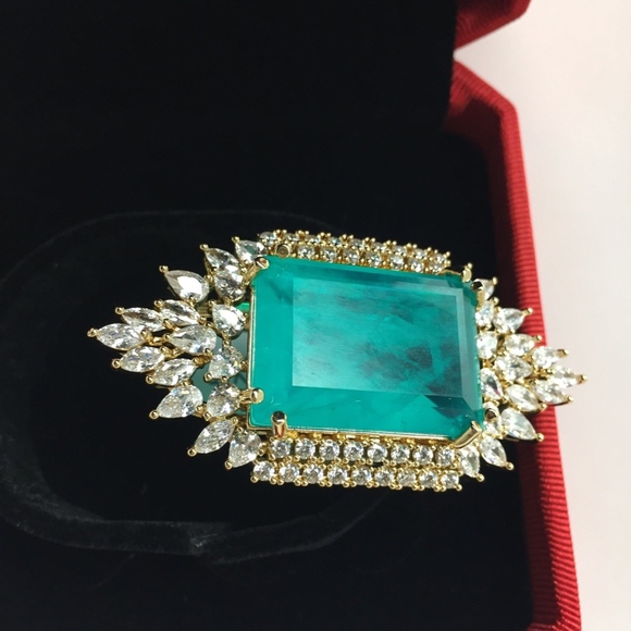 Luxury Oversized Simulated Colombian Emerald Ring Sz 7 - Picture 6 of 16